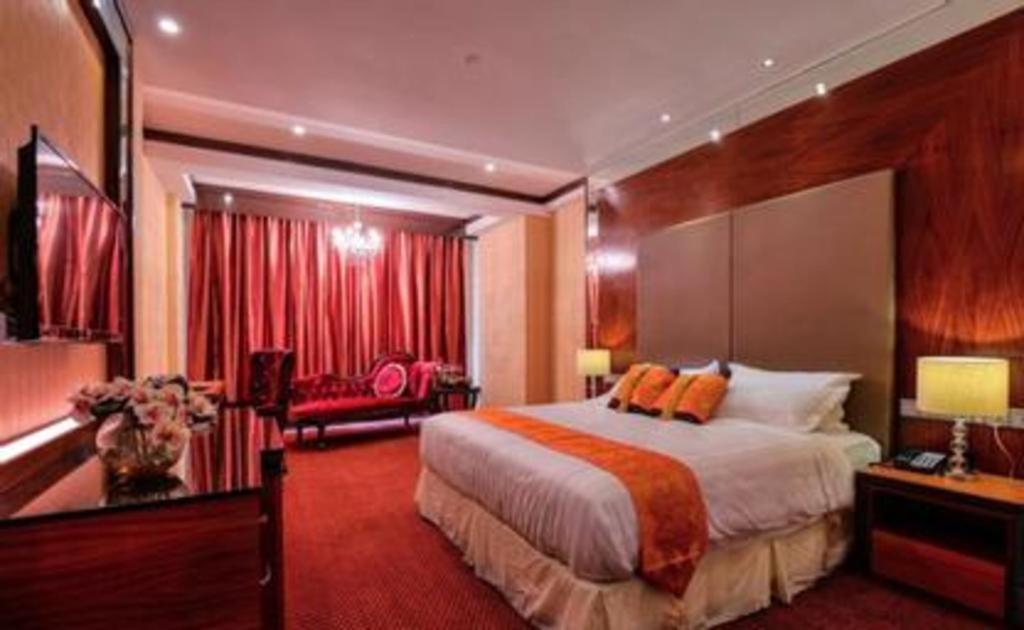 The Ttanz Hotel 3*